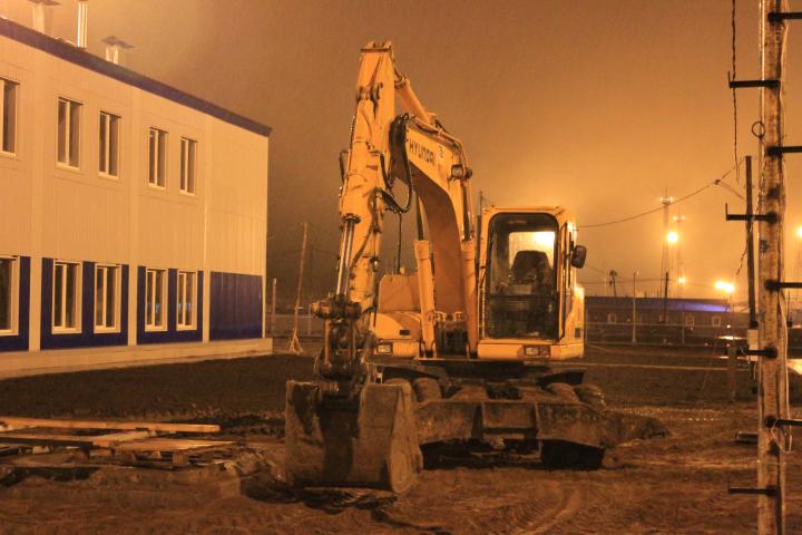 Компания Техоптимум--разработка котлована и вывоз грунта.
Колесный экскаватор Hyundai r 170 w-7 компании Техоптимум.