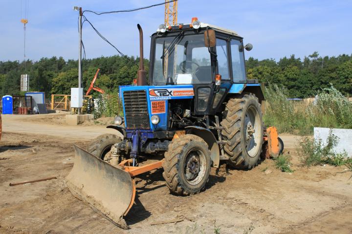 Компания Техоптимум-земляные работы.
Трактор Беларус мтз 82.1 компании Техоптимум.