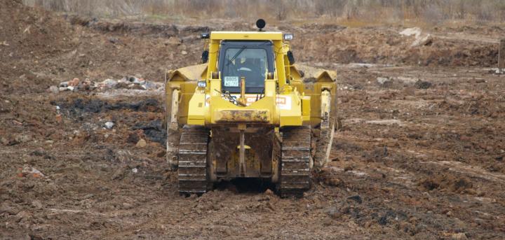 Компания Техоптимум-земляные работы.
Бульдозер komatsu D155A компании Техоптимум.