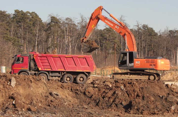 Компания Техоптимум-земляные работы.
Гусеничный экскаватор Hitachi ZX 330 компании Техоптимум.