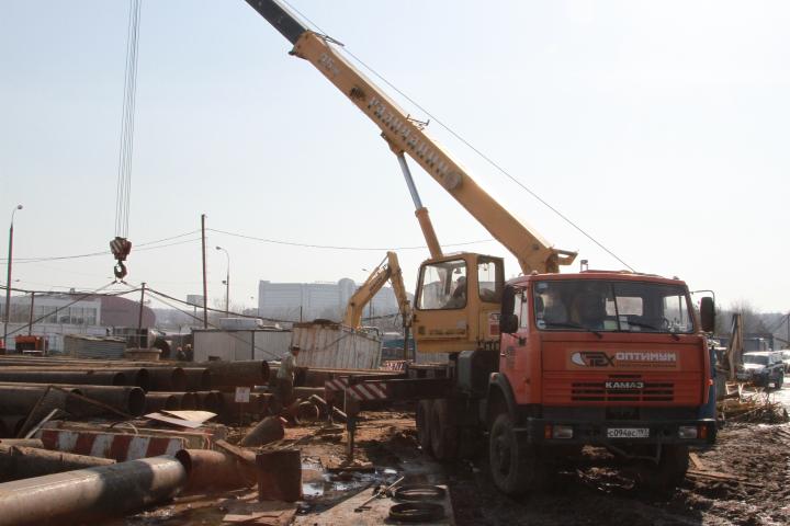 Компания Техоптимум-земляные работы.
Камаз 55111 кран 25т галичанин компании Техоптимум.