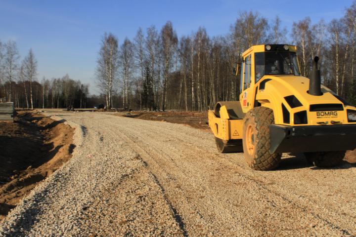 Компания Техоптимум-дорожные работы.
Грунтовый каток BOMAG BW 219 D-4 компании Техоптимум.