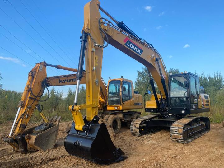 Гусеничный экскаватор LOVOL FR225E2-N компании Техоптимум